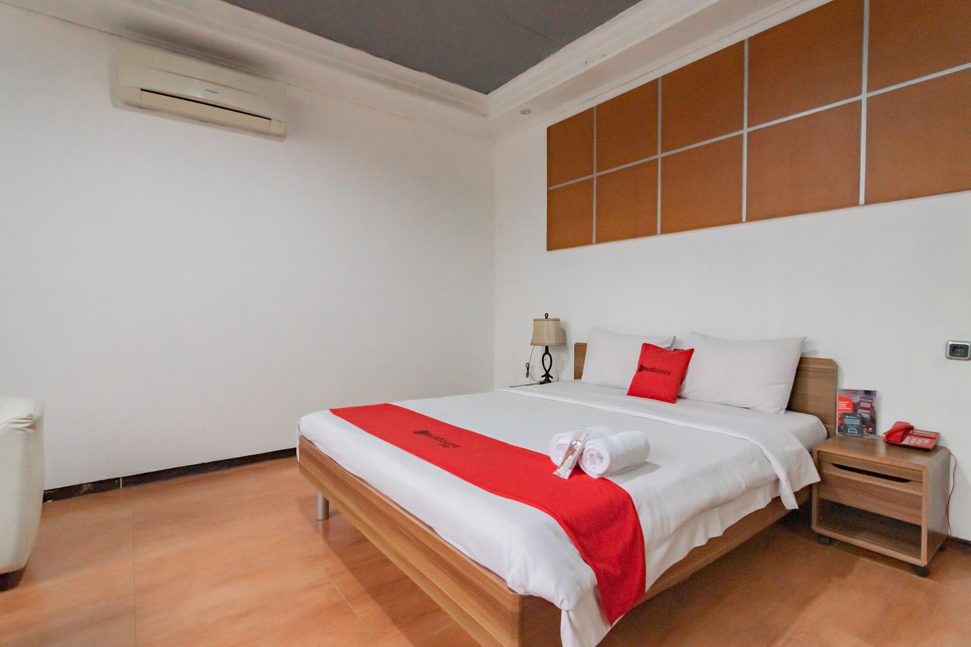 Reddoorz Plus @ Sukamulya Pasteur 2 Bandung Eksteriør bilde