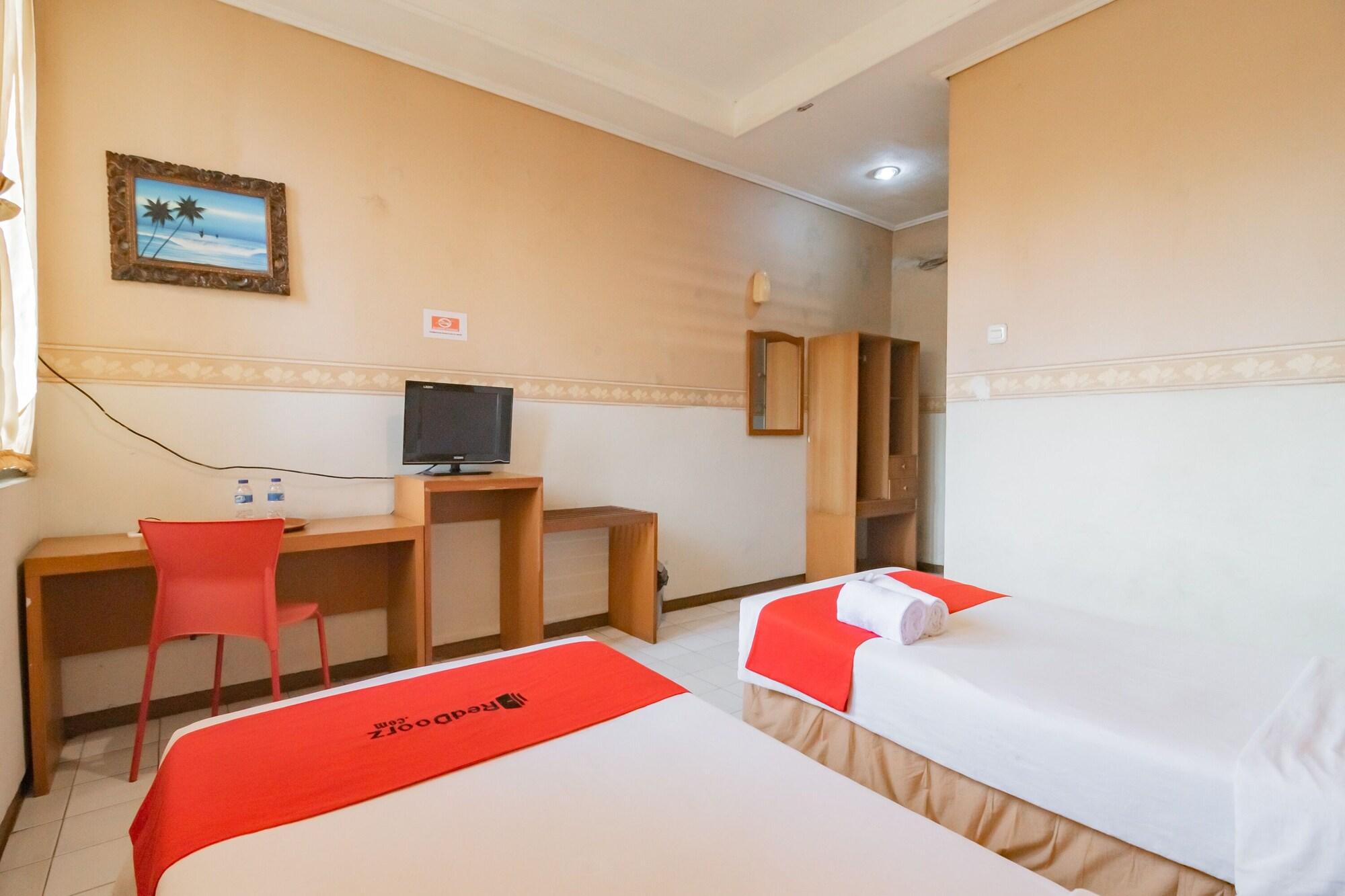 Reddoorz Plus @ Sukamulya Pasteur 2 Bandung Eksteriør bilde