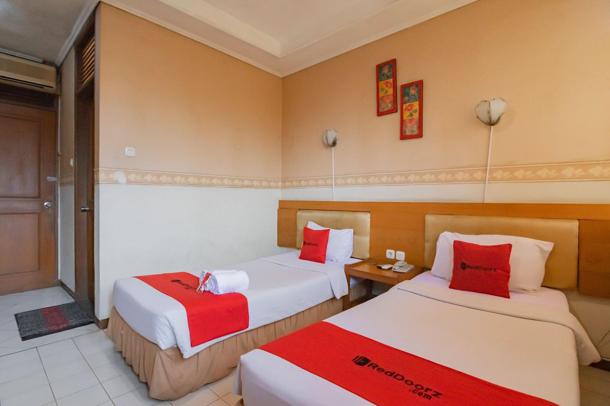 Reddoorz Plus @ Sukamulya Pasteur 2 Bandung Eksteriør bilde